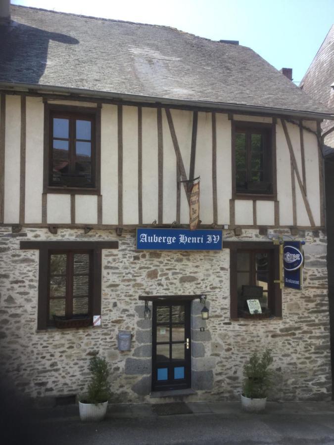 Auberge Henri IV Segur-le-Chateau Exterior foto